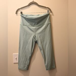 Athleta Mint Green Ultra High-Rise 3/4 Leggings Size M